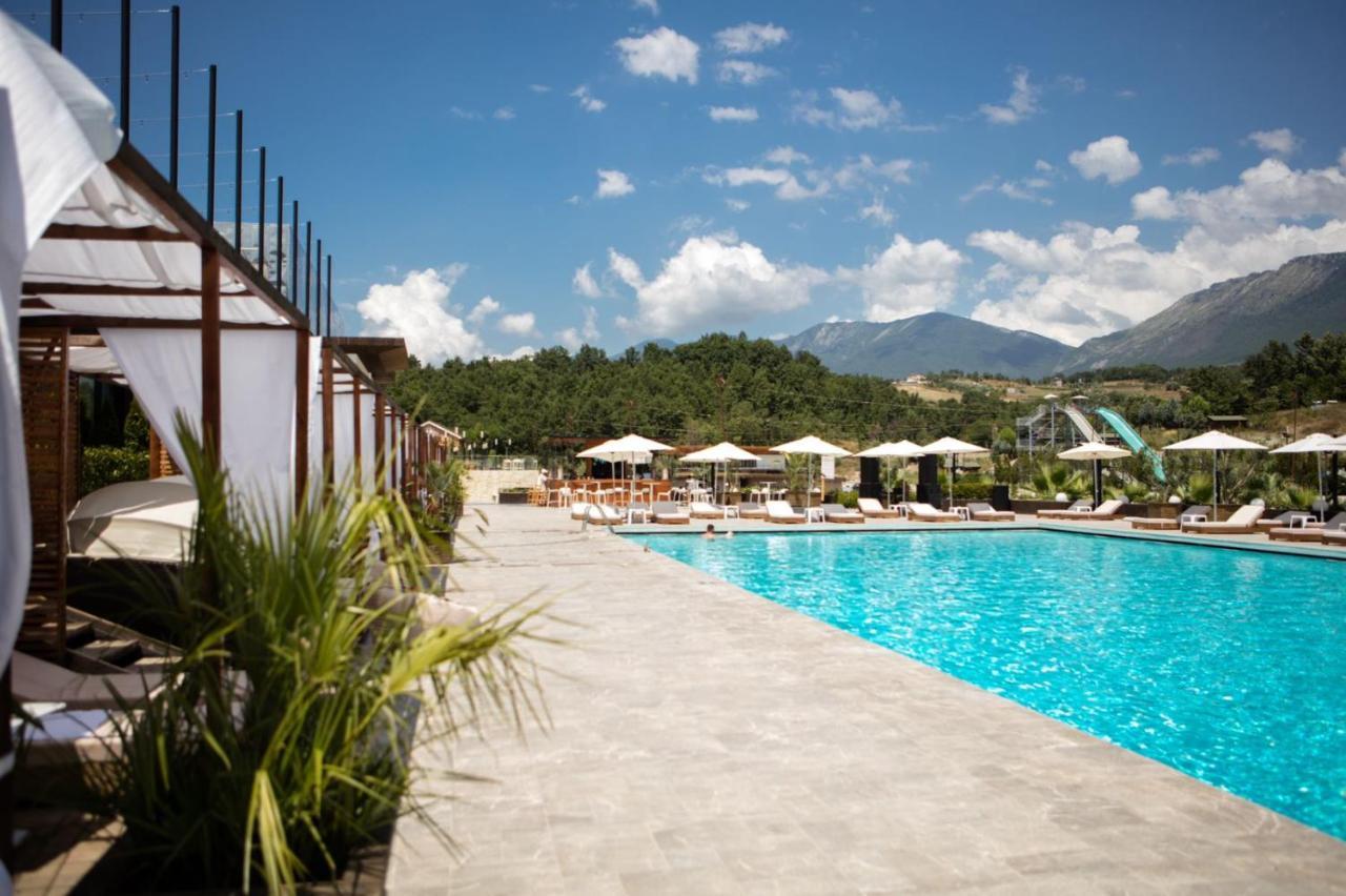 Equos Resort Hotel Tirana Kültér fotó