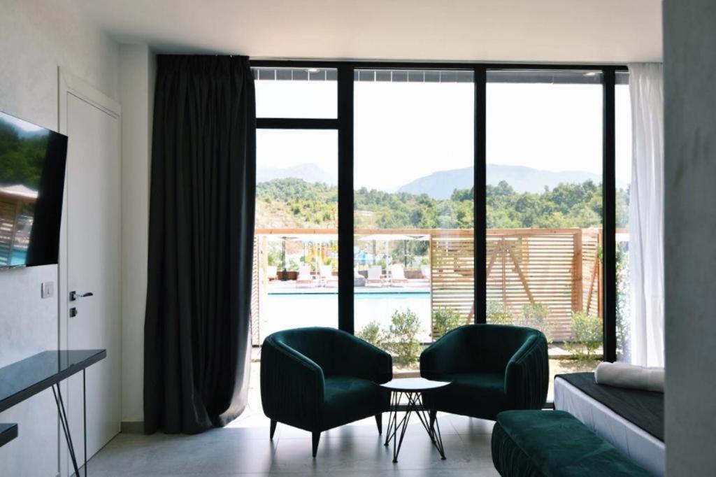 Equos Resort Hotel Tirana Kültér fotó