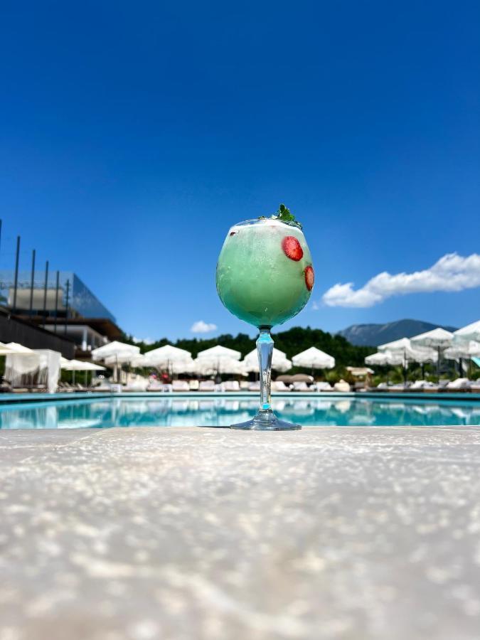 Equos Resort Hotel Tirana Kültér fotó