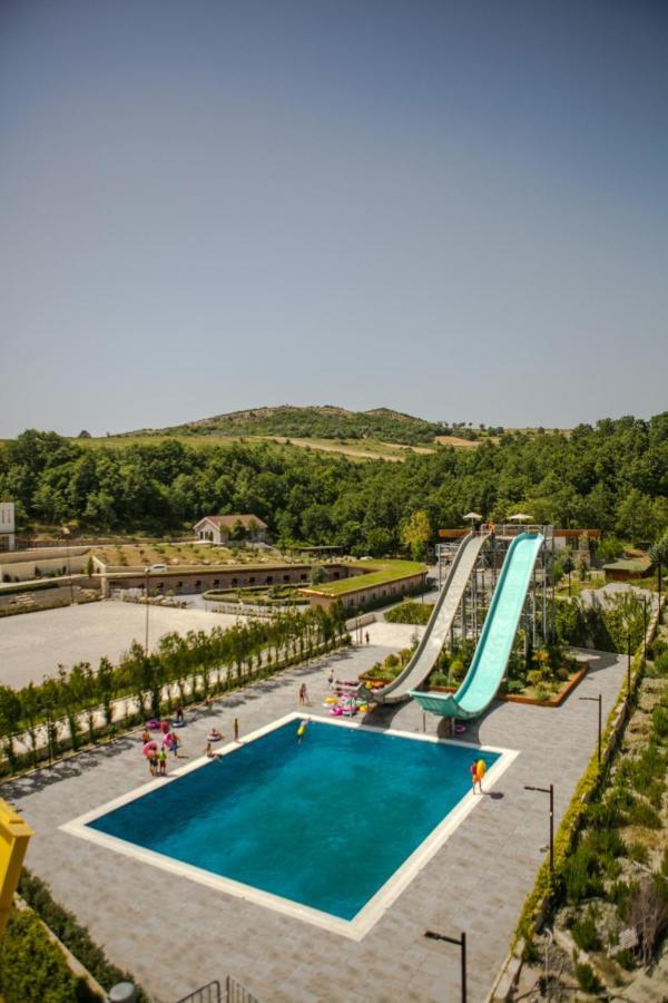 Equos Resort Hotel Tirana Kültér fotó